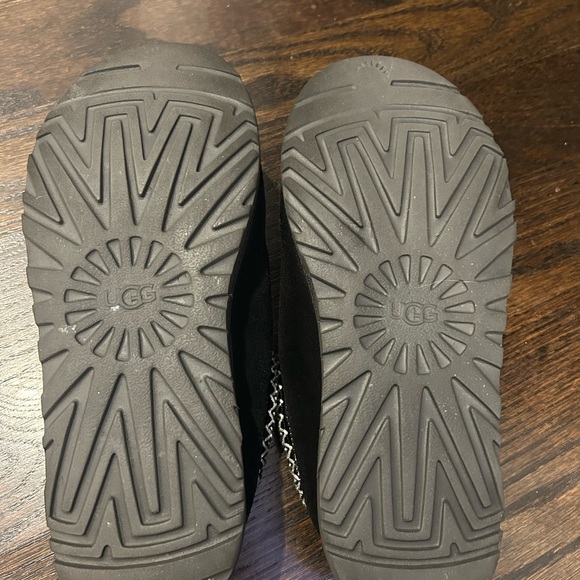 UGG Tasman slip ons - Picture 3 of 4